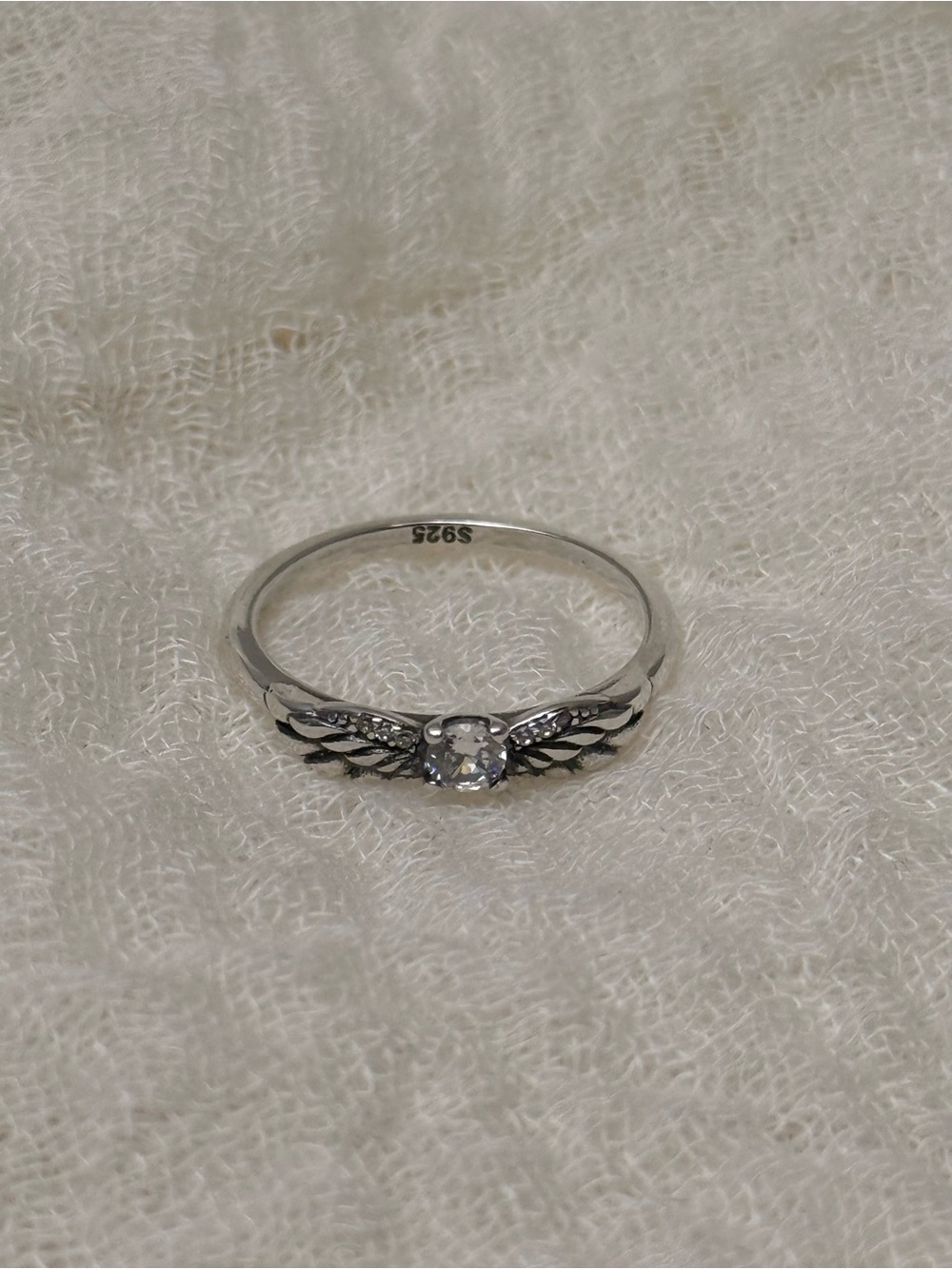 925 Sterling Silver Winged Solitaire Ring in Silver, Size 7 - Picture 3 of 3